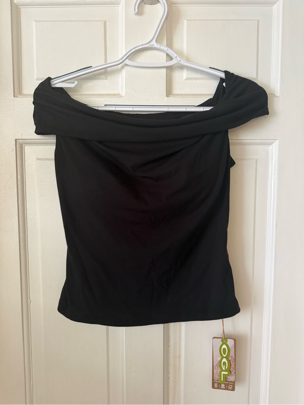 Eco-SkinKiss® Multi-wear Versatile Necklines Bra Top - Black - Picture 3 of 6